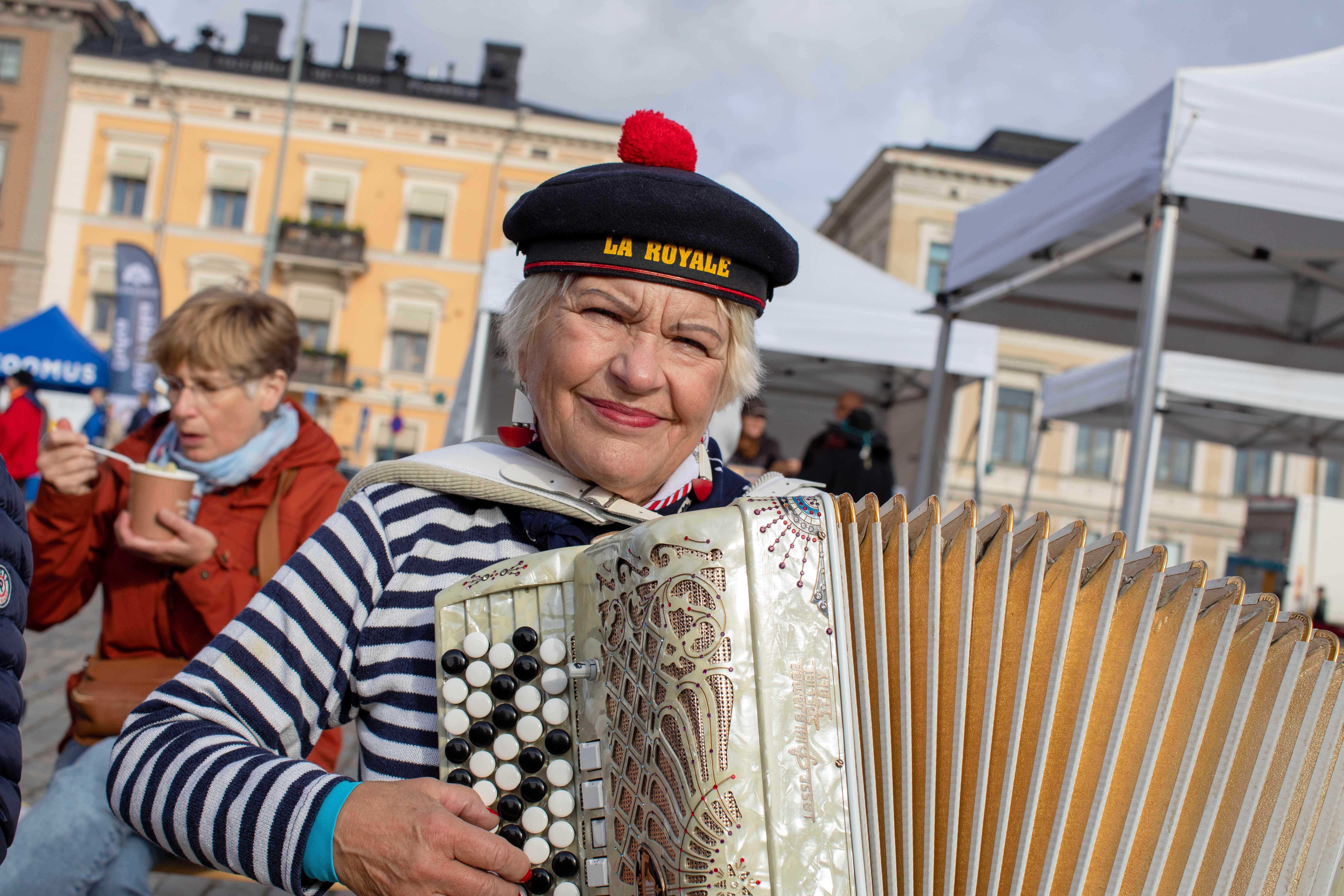 Dragspel på Strömmingsmarknaden